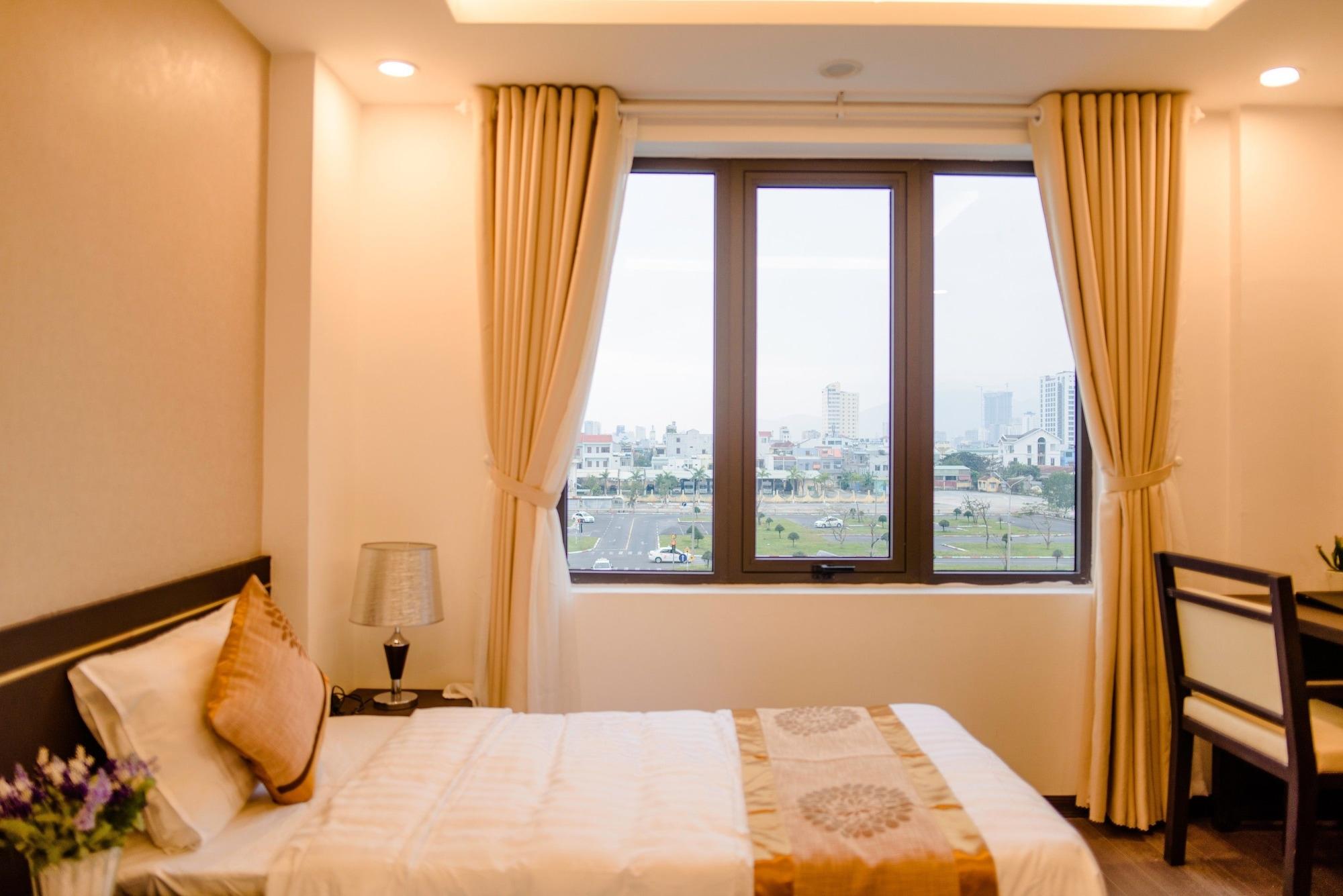 Hanami Hotel Danang Exterior photo