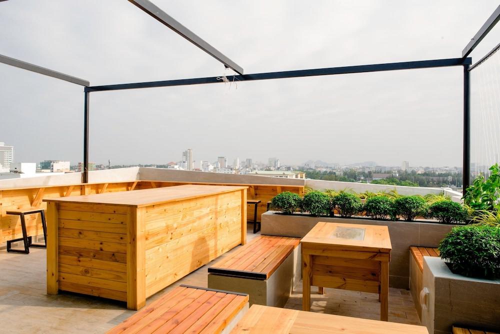 Hanami Hotel Danang Exterior photo