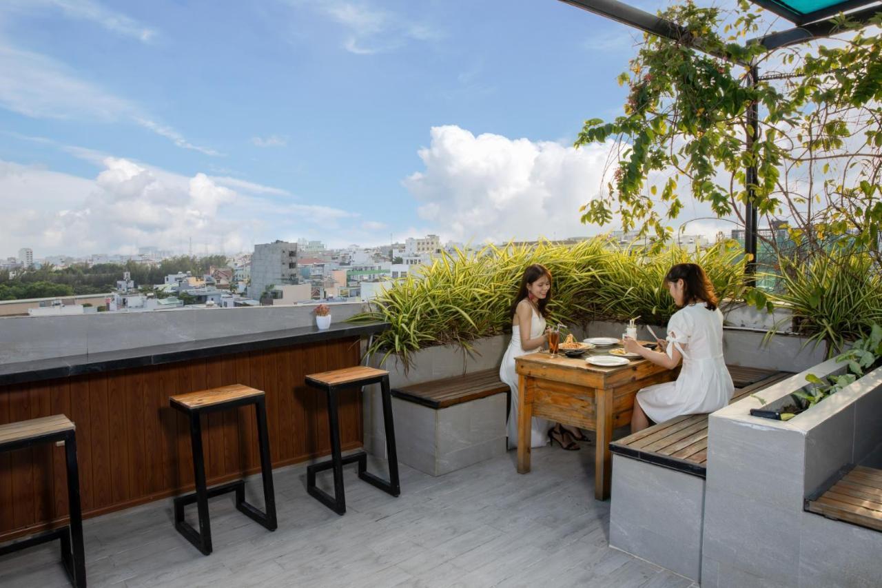 Hanami Hotel Danang Exterior photo