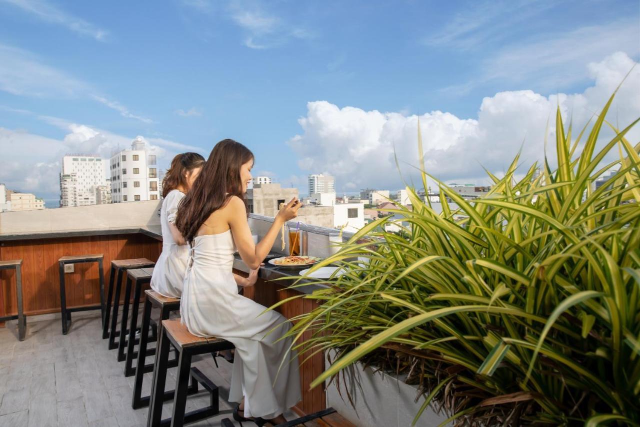 Hanami Hotel Danang Exterior photo
